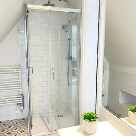 Morski Zakatek - Dom Z Ogrodem Na Wylacznosc בית אירוח קולובז'ג