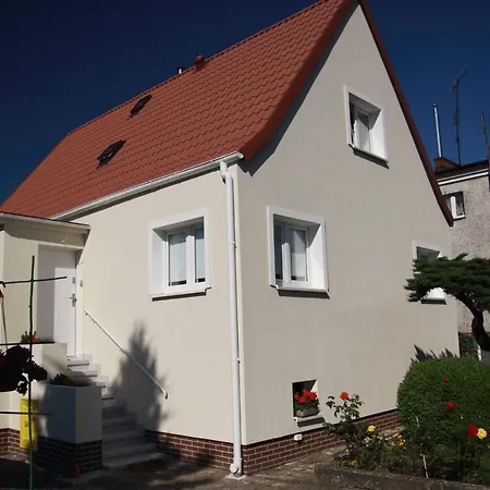 Morski Zakatek - Dom Z Ogrodem Na Wylacznosc Homestay Kolobrzeg